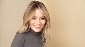 Are emoţii, dar speră să decurgă totul bine! Laura Cosoi Pe Ultima SutÄƒ De Metri Cu Sarcina Mai Am Unele Dureri Nu Pot SÄƒ Fac Efort Fizic Mamaplus