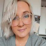 Katie Winegar's Instagram, Twitter & Facebook