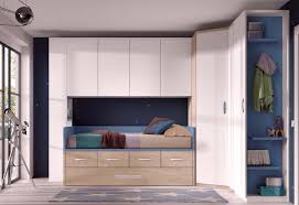Un lit avec rangement intégré aura l'avantage pour l'utilisateur d'offrir des compartiments déjà conçus et prêts à être remplis. Lit Ado Garcon Avec Rangements Pratiques Glicerio So Nuit