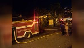 Cari lowongan terbaru di indonesia, temukan listing lowongan terbaru hanya di olx pusat lowongan terlengkap di bali. Nusabali Com Kafe Jukung Di Kedonganan Terbakar