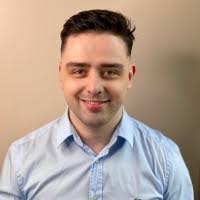 Leonard Boss's Instagram, Twitter & Facebook