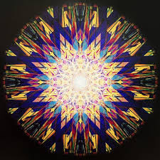 tetsuo sato on instagram クスリ絵 活力の回復 引き寄せ力up クスリ絵 活力の回復 引き寄せ力 黄金比 フィボナッチ数列 数秘学 幾何学 カタカムナ 古代文字 自然治癒 潜在能力 古代文字 絵 引き寄せ