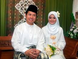 A production from dopefilm for ally iskandar and farah lee during their wedding on 20 jan 2012 at masjid kristal, kuala terengganu, including reception at bo. Farahiskandar Kesayangan Baru Farah Lee Dan Ally Iskandar