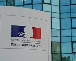 Les conseils départementaux sont intégralement renouvelés à chaque scrutin, tous les six ans, selon un mode de scrutin binominal majoritaire. Elections Regionales Et Departementales Vers Un Report En Juin 2021 Vie Publique Fr