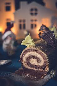 Buche De Noel A La Creme De Marron Poire Et Mascarpone Cuisimiam Creme De Marron Buche De Noel Aux Marrons Buche De Noel Au Mascarpone