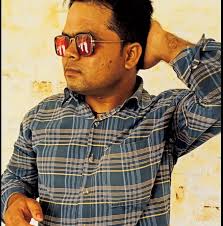 कुदरत का नियम है… *मित्र और चित्र* दिल से बनाओगे तो उनके रंग जरूर निखर  आयेंगे !