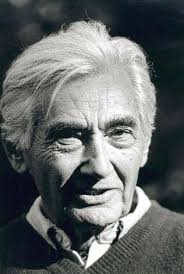 Defending Howard Zinn