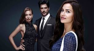 Fahriye evcen, yaprak dökümü dizisindeki necla rolüyle tanınmıştır. Neslihan Atagul Kus Oldugu Fahriye Evcen E Destek Verdi Magazinn Com