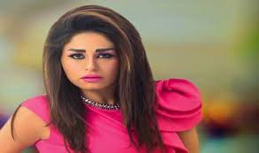 على جانب اخر انجزت منة فضالي عددا كبيرا من مشاهدها في الجزء الرابع من مسلسل سلسال الدم والذي يشهد دخولها السجن، حيث تؤدي منة دور هنية وهي شخصية تكيد للجميع وتتميز بالرغبة. Ù…Ù†Ø© ÙØ¶Ø§Ù„ÙŠ ÙˆÙ†ÙŠØ±Ù…ÙŠÙ† Ù…Ø§Ù‡Ø± ÙˆØ±Ø§Ù†Ø¯Ø§ Ø§Ù„Ø¨Ø­ÙŠØ±ÙŠ ÙŠØ¯Ø®Ù„Ù† Ø§Ù„Ø³Ø¬Ù† ÙÙŠ Ø³Ù„Ø³Ø§Ù„ Ø§Ù„Ø¹Ø±Ø§Ù‚ Ø§Ù„ÙŠÙˆÙ…