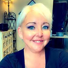 Big change for my girl Tracy Wild............wait a min....... your hair  now fits your name💭💭💭