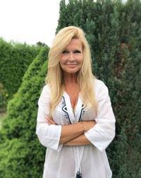 Jej rodzicami są grzegorz i małgorzata, którzy są dumni z dokonań córki. Blanka Lipinska Pokazala Rodzicow Juz Wiadomo Po Kim Pisarka Odziedziczyla Niezwykla Urode Telemagazyn Pl