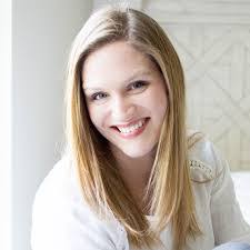 Kelly Thrush's Instagram, Twitter & Facebook