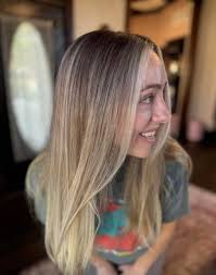 Let's welcome our new members to our beautiful textured hair community!  Please remember to be kind and courteous! Don't hesitate to report any  suspicious activities 🫶🏾We appreciate ALL of you! Champagne Saavedra,