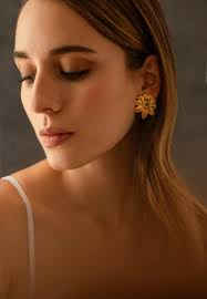 FLOR ESMERALDA RENACER