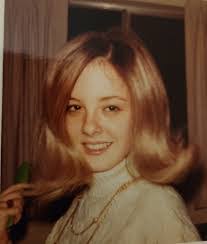 Marilyn Barr's Instagram, Twitter & Facebook