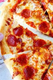 This Copycat Pizzeria Pizza Sauce Recipe Tastes Like It Came From Your Favorite Pizzeria I Pizza Recipes Homemade Perfect Homemade Pizza Making Homemade Pizza