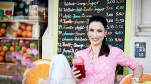 Laila maria witt, den meisten aus verbotene liebe bekannt, ist zum vierten mal schwanger und lässt uns alle daran teilhaben. Laila Maria Witt Von Der Kantstrasse Zum Youtube Kanal Qiez