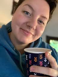 Nespresso leaving to go to his new home. Miss Illy saying "bye"