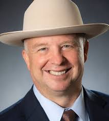 Mark Fialkowski's Instagram, Twitter & Facebook