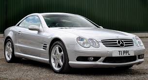 Is The Mercedes Benz R230 55 Amg The Best Looking Modern Sl Carscoops Mercedes Benz Mercedes Mercedes Sl500