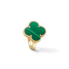 Magic Alhambra Ring Vcaro3av00 Van Cleef Arpels Van Cleef And Arpels Jewelry High Jewelry Malachite Jewelry