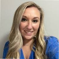 Mandy Michaud's Instagram, Twitter & Facebook