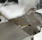 Sıcak satış otomatik dönen serigrafi baskı makinesi plastik parçalar için  Servo Robot ve Motor etiket yazıcı ile yeni durum