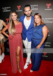 Catherine Siachoques Feet << wikiFeet HD phone wallpaper