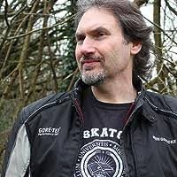 Darryl Sloan's Instagram, Twitter & Facebook