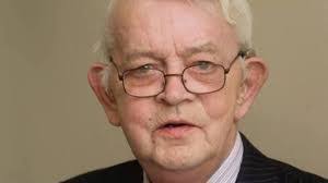 Vincent Currie's Instagram, Twitter & Facebook