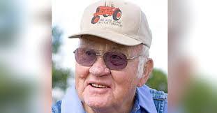 Mike Shilling's Instagram, Twitter & Facebook