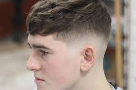 Maybe you would like to learn more about one of these? Bingung Mau Ganti Model Rambut Ini 4 Gaya Rambut Cowok Yang Bakal Tren Di 2018 Hai