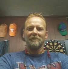 Shawn Stinnett's Instagram, Twitter & Facebook