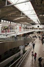 Un complexe moderne, chaleureux et dynamique à votre service ! 115 Enseignes A Votre Service Picture Of Centre Commercial De Balexert Geneva Tripadvisor