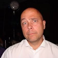 Dennis Wakefield's Instagram, Twitter & Facebook