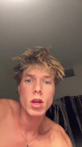 Finding Fascination: The Charm of a Unique Content Creator