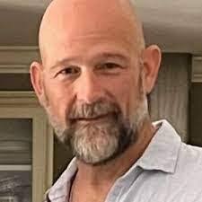 Shawn Kratzer's Instagram, Twitter & Facebook