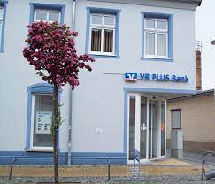 Mit dem start in die ausbildung, das studium oder in das berufsleben beginnt ein neuer lebensabschnitt. Standort Seehausen Vr Plus Altmark Wendland Eg