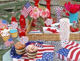 This magnificent tiered tray decoration with some patriotic day colors, flags, mason jars, and lilies looks adorable. 4 Last Minute Decorations For Your Fourth Of July Party Home Garden Tucson Com