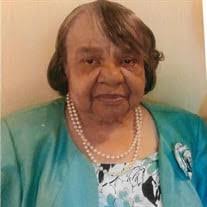 Edna Moore's Instagram, Twitter & Facebook