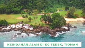 It is located 32 kilometres (20 miles) off the east coast of the state, and is some 39 kilometres (24 miles) long and 12 kilometres (7.5 miles) wide. Jangan Sesekali Pergi Kampung Tekek Pulau Tioman Selagi Tak Tengok Video Ini Youtube