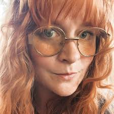 Jessica Chastain could be our adult Beverly after all! What do you think? 🎈