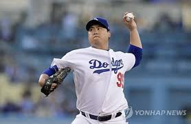 서울=뉴시스 김주희 기자 = 류현진(34·토론토 블루제이스)이 또 한번 낯선 상대와 마주한다. ë¥˜í˜„ì§„ 17ì¼ ë¯¸êµ­ ì „êµ­ ë°©ì†¡ íƒ€ê³  ì»µìŠ¤ ìƒëŒ€ë¡œ 10ìŠ¹ ìž¬ë„ì „ í•œê²½ë‹·ì»´