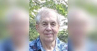 Tim Hatt's Instagram, Twitter & Facebook