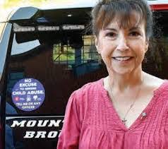 Penelope Cunningham's Instagram, Twitter & Facebook