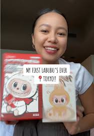 Angela 🪩 (@angelllurrr)