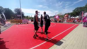 Polacy byli w bardzo podbramkowej sytuacji przed meczem z belgią w koszykówce 3x3, a problemów jeszcze sobie dołożyli. Boiska 3x3 Boiska Do Koszykowki 3x3 Z Nawierzchnia Hexagonalna