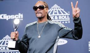 How to draw tupac easy drone fest : Unsolved Re Examines Biggie And Tupac Murder Cases Arab News