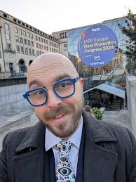 Andrew Murray (@andrewdmurray.bsky.social) — Bluesky