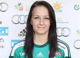 Anita görbicz (born 13 may 1983) is a hungarian handballer for győri audi eto kc. Gorbicz Anita Osztondijjal Tamogatja A Tehetsegeket 24 Hu